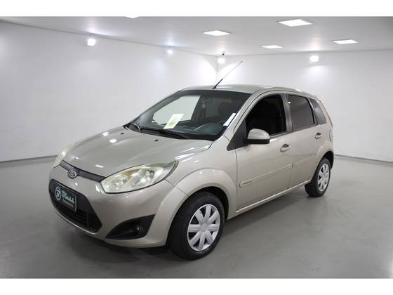 FORD FIESTA 1.6 ROCAM SE PLUS 8V FLEX 4P MANUAL FORD FIESTA 1.6 ROCAM SE PLUS 8V FLEX 4P MANUAL